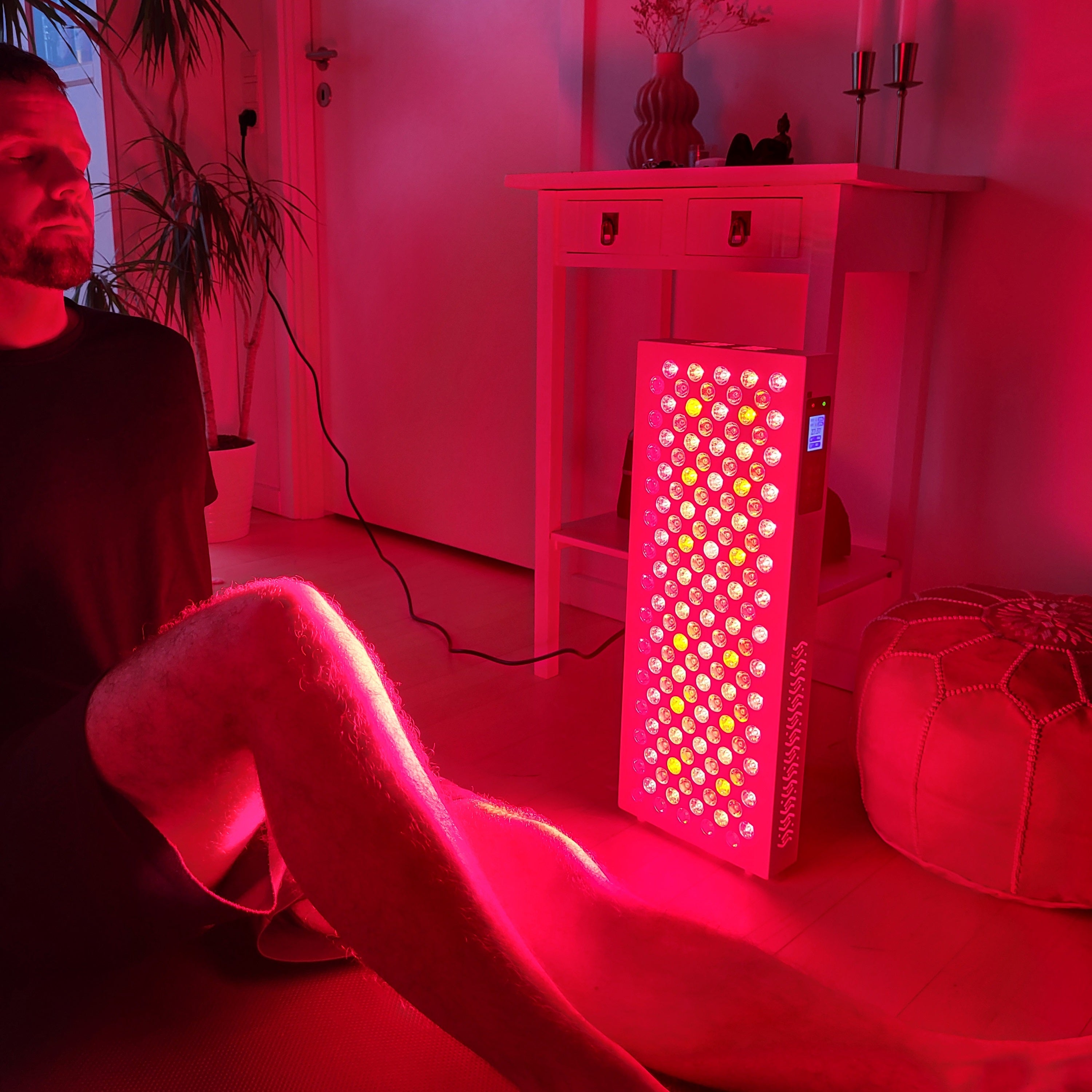 RedGlow 700 PRO 6.0 – Rødt Lys Terapi Panel med 6 Bølgelængder